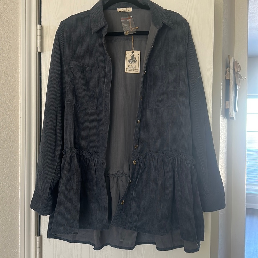 NWT Easel Oversized Corduroy Button Front Top, Dusty Navy Blue, Size Medium.
